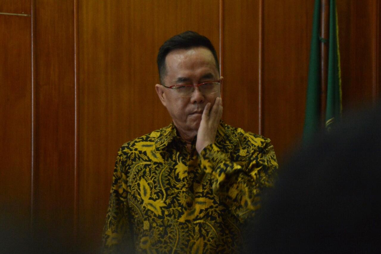 Kalapas Medaeng, Diduga Diakali Cen Liang