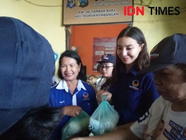 Manohara Odelia Ajak Warga Kremil Surabaya Kurangi Sampah Plastik