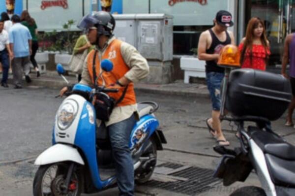 Patut Dihargai, 5 Hal Ini Buktikan Dedikasi Driver Ojek Online