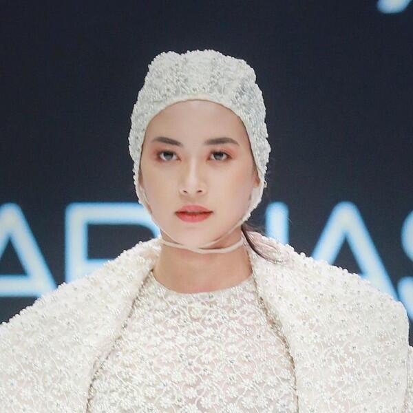Wardah Kenalkan Tren Makeup Equator Treasure di Panggung IFW 2019