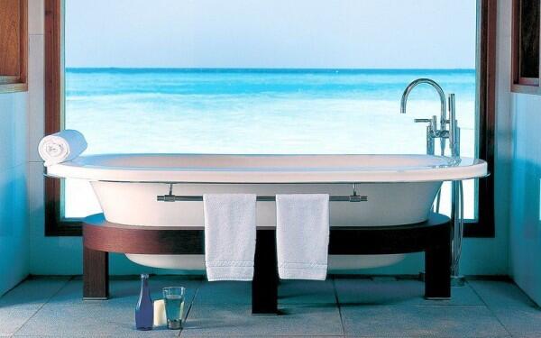 15 Bathup Zaman Now yang Keren Banget, Bikin Pengin Mandi Terus