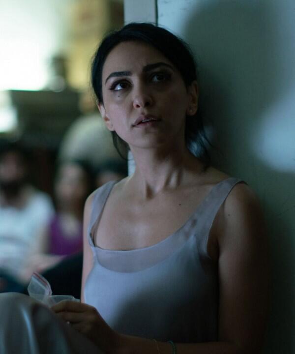 6 Alasan Mengapa Kamu Wajib Nonton Film "Hotel Mumbai"