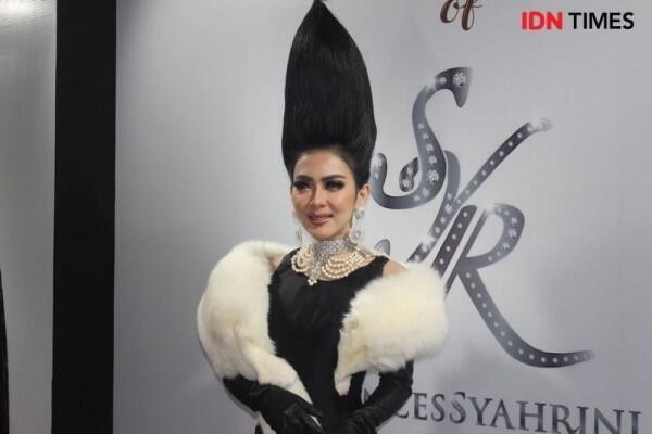 Lika-liku Perjalanan Karier & Asmara Syahrini, Princess Sosialita
