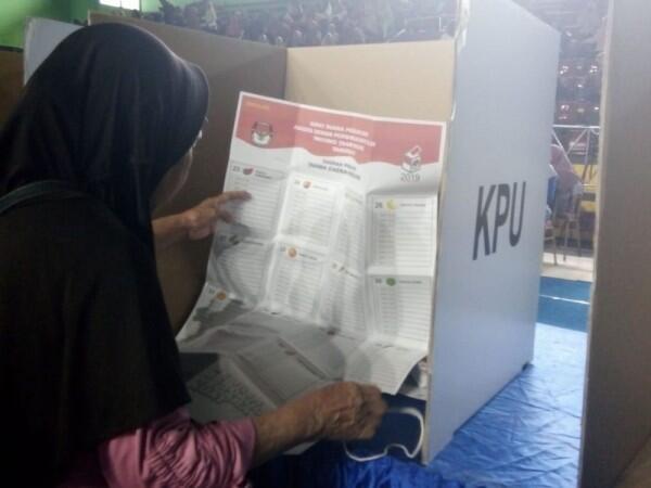 Anies Prihatin Ada RW di Jakarta Tidak Punya MCK