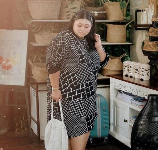 Bikin Gemas, OOTD Liburan buat Cewek Plus Size ala Clarissa Putri