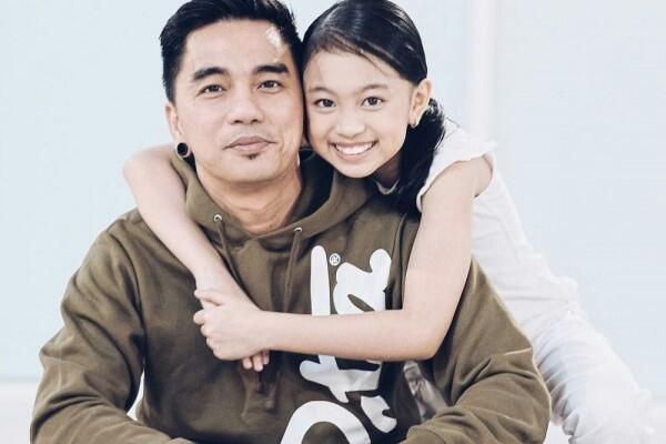 Geluti Dunia yang Sama, Ini 10 Potret Akrab Enda Ungu & Putri Sulung