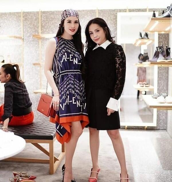 10 Gaya Mewah Nagita Slavina di Acara Fashion yang Berkelas Banget!