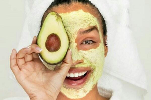 Kenali Jenis Kulitmu, Cobalah 6 Masker Buah Ini Agar Cantik Alami