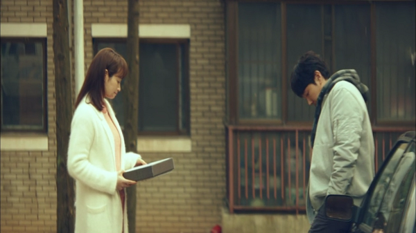 5 Sikap Detektif Lee Jae Han dalam KDrama Signal Ini Patut Diteladani