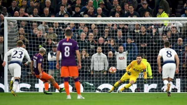 Guardiola Optimis Manchester City Mampu Balikkan Keadaan