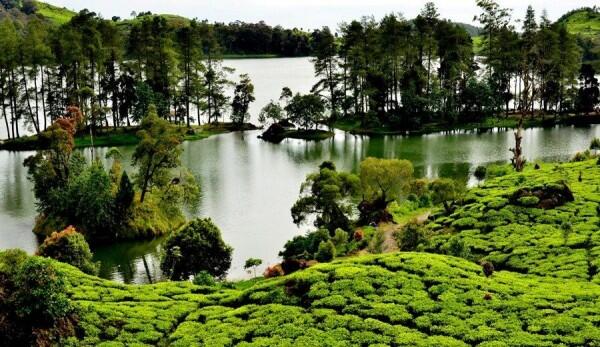 5 Tempat Romantis di Indonesia yang Dipercaya Bisa Dekatkan Jodoh