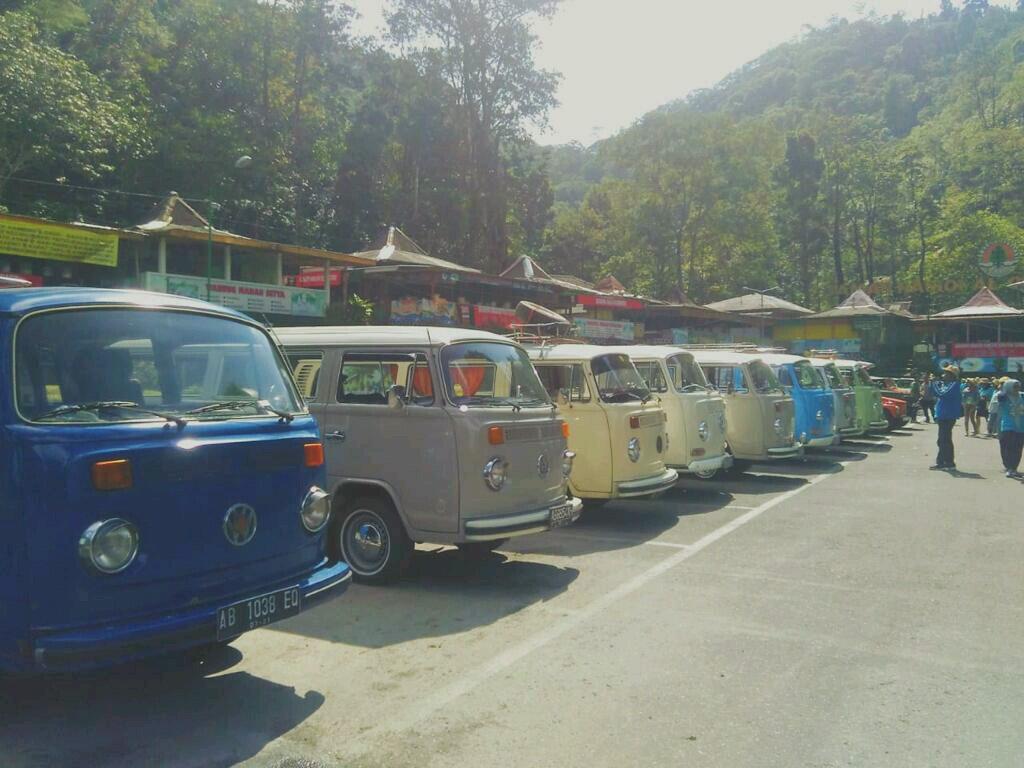 PENGALAMAN MENARIK LIBURAN KE JOGJA DENGAN MOBIL KLASIK