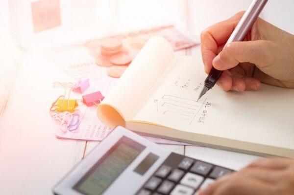 5 Pertimbangan Penting Sebelum Memutuskan Mengadopsi Anak