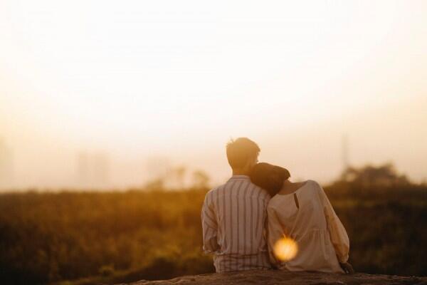 Bro, 5 Ide Kencan Minim Budget Ini Gak Kalah Romantis & Spesial
