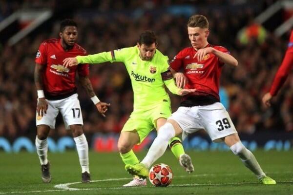 MU Kalah dari Barcelona, Scott McTominay Tetap Dapat Pujian