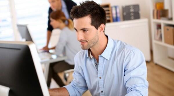 7 Hal yang Membuat Programmer Menjadi Pasangan Idaman, Gak Percaya?