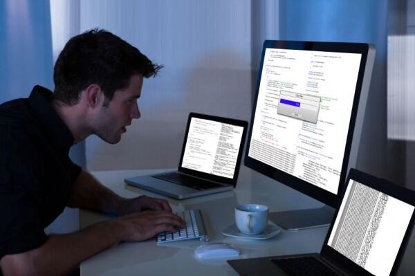 7 Hal yang Membuat Programmer Menjadi Pasangan Idaman, Gak Percaya?