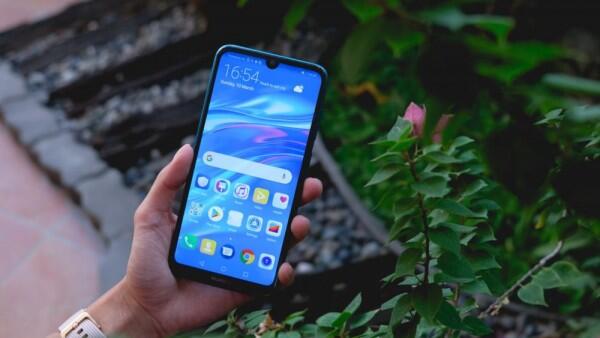 5 Smartphone 2019 Layar 6inci dengan Waterdrop Notch, Kekinian!