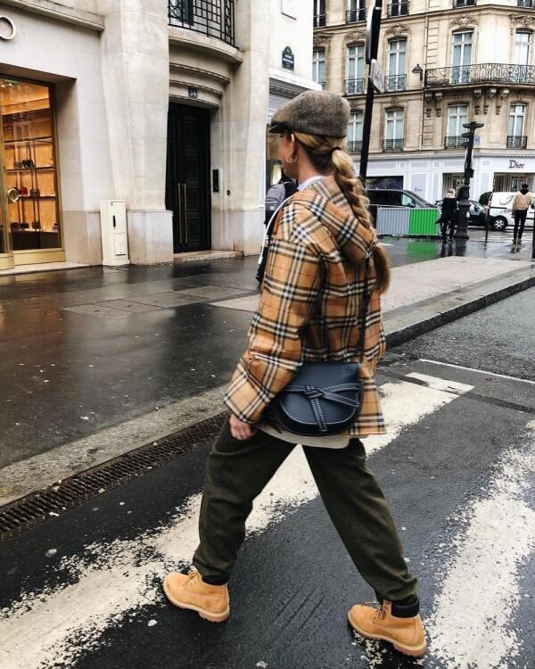 10 Tips Mix and Match dengan Hiking Boots untuk Gaya Sehari-hari