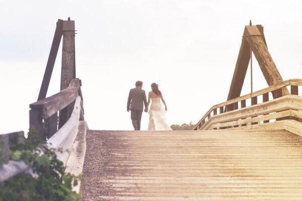 Gak Penting, Ini 7 Alasan Kenapa Orang Suka Tanya 'Kapan Nikah?'