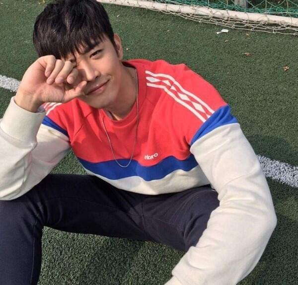 11 Potret Kim Kwon, Kakak Jinyoung GOT7 di KDrama 'He Is Psychometric'