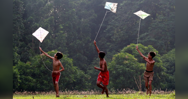 Kangen Sama Mainan Tradisional Ini? Ternyata Mainan Tradisional Lebih Bermanfaat Loh!