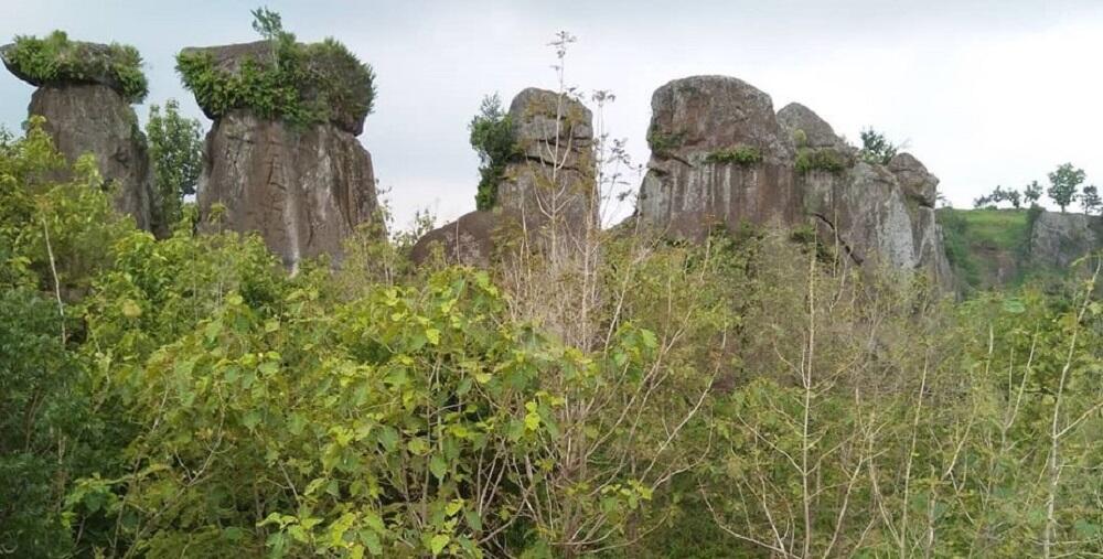 Batu So'on, Stonehenge Van Java