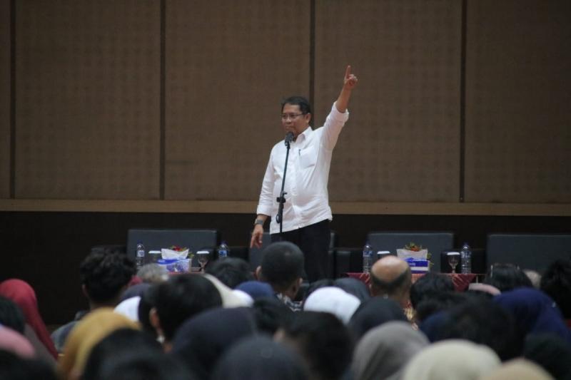Merdeka Sinyal, Tak Ada Lagi Kesenjangan Akses Internet