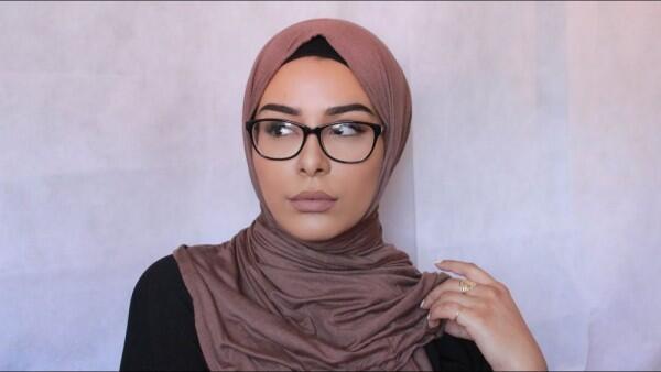 6 Tips Sederhana Jaga Kesehatan Rambut Buat yang Berjilbab