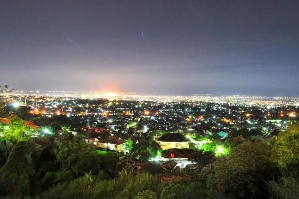 8 Wisata Malam di Semarang yang Gak Bikin Kantong Jebol