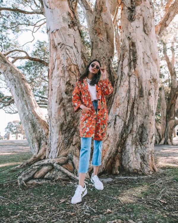 10 Inspirasi Gaya Sporty Rasa Feminin ala Acha Sinaga, Luwes Banget!