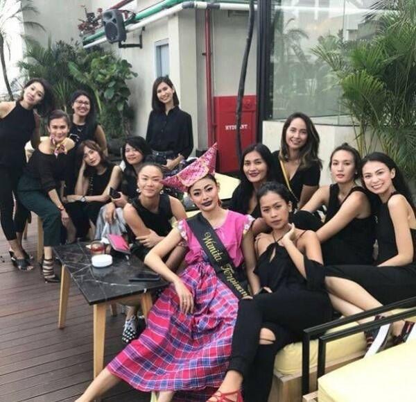 10 Seleb Ini Jadi 'Korban' Bridal Shower, Gak Banget Make Upnya