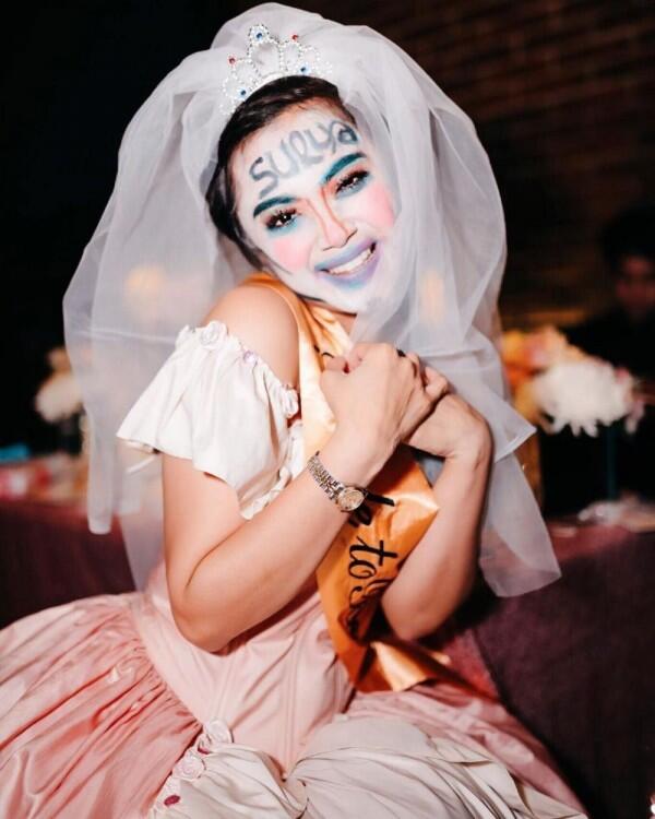 10 Seleb Ini Jadi 'Korban' Bridal Shower, Gak Banget Make Upnya