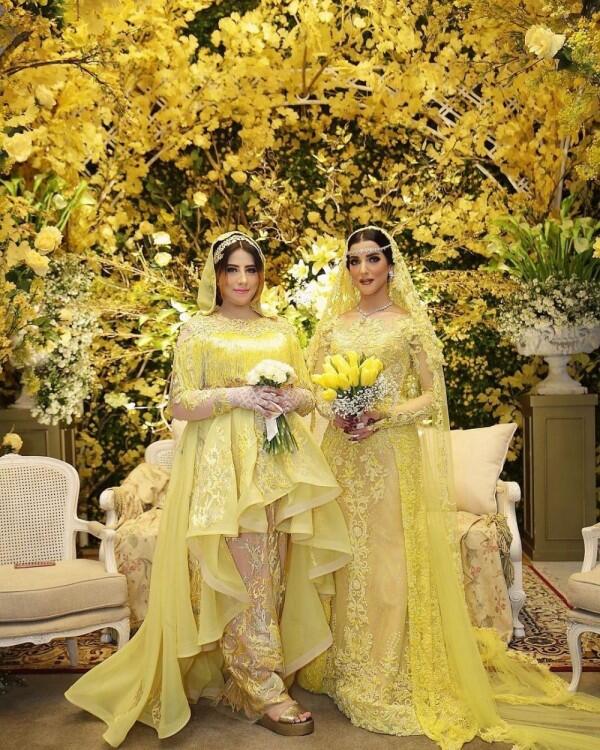 8 Adu Gaya Tasya Farasya Vs Tasyi Arthasyia, Sister Goals Stylish!