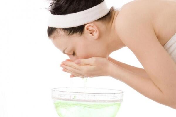 5 Hal yang Harus Kamu Pahami Tentang Double Cleansing Setelah Makeup