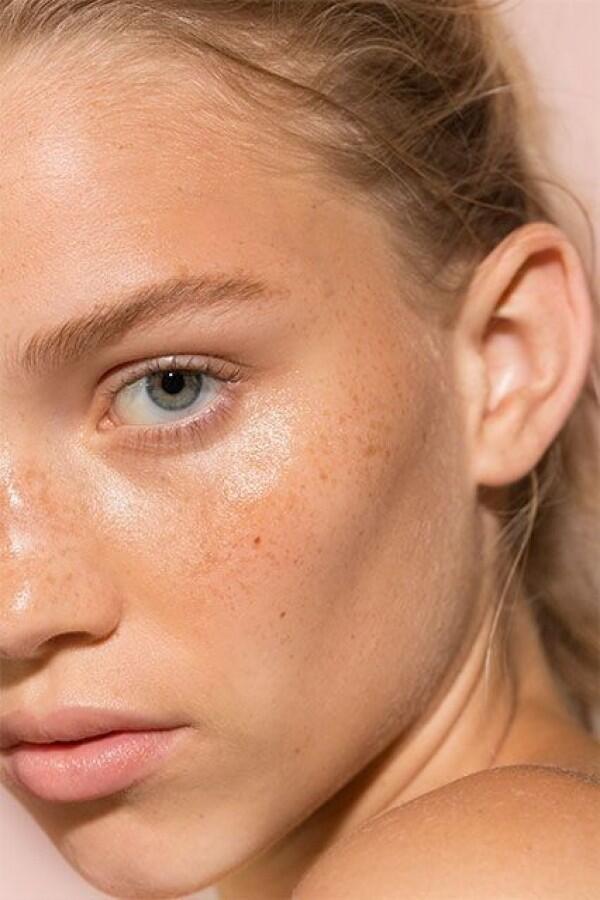 5 Hal yang Harus Kamu Pahami Tentang Double Cleansing Setelah Makeup