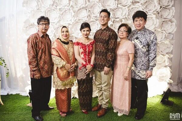 7 Makna di Balik Prosesi Pernikahan Adat Minang, Sakral Banget Lho!
