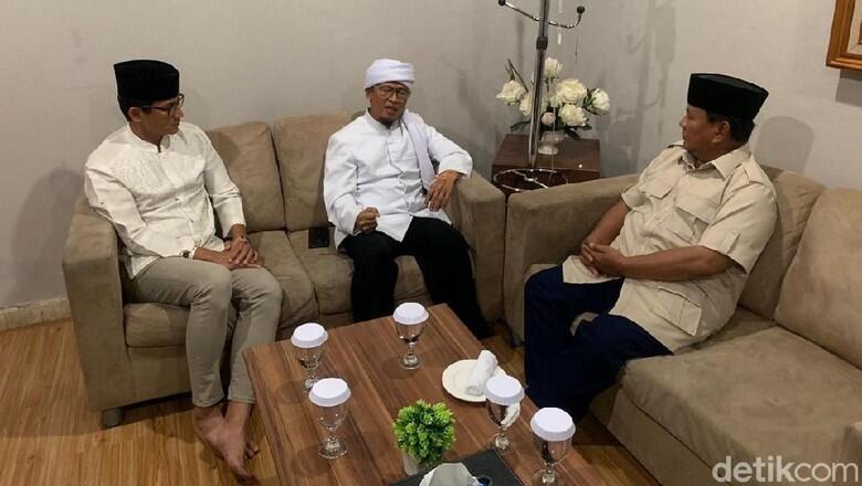 Di Sela Persiapan Debat Kelima Pilpres, Prabowo-Sandiaga Bertemu Aa Gym