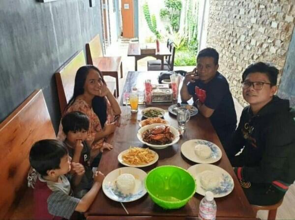 10 Potret Lucu Ketiga Anak Andika Kangen Band & Mantan Istrinya, Caca