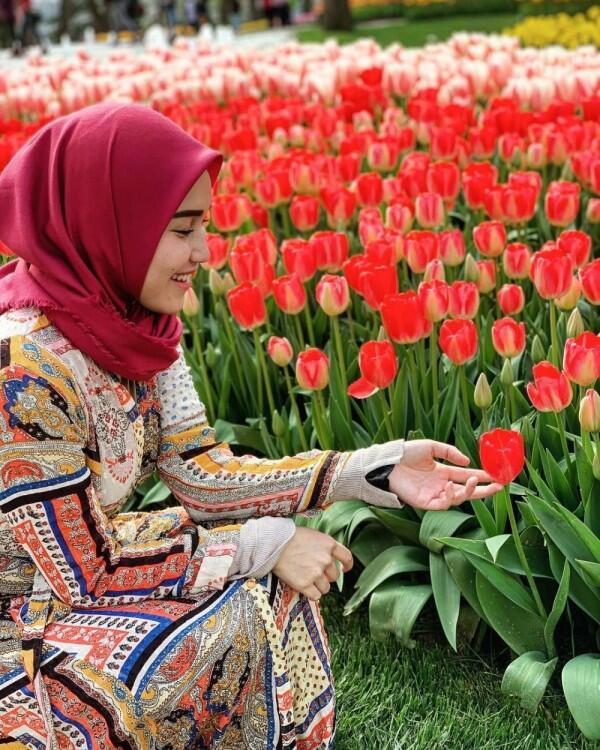 10 Potret Liburan Ayu Ting Ting di Turki, Anggun dengan Hijab!