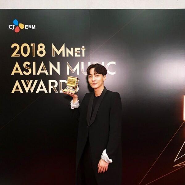 Terlibat Skandal, 5 Perjalanan Karir Roy Kim Ini Disayangkan Penggemar