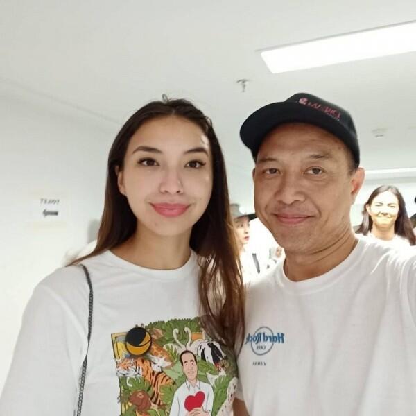 10 Potret Artis Ikuti Kampanye Putihkan GBK Jokowi-Ma'ruf, Meriah!