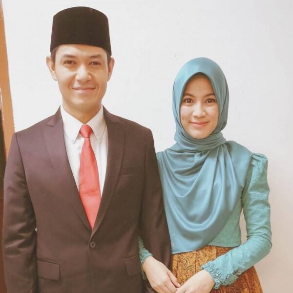 Dari Rumah hingga Kerja Bareng, 10 Potret Mesra Alyssa & Dude Harlino