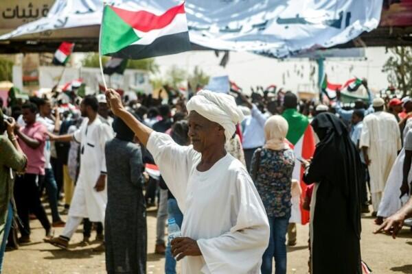 Hanya Sehari di Tampuk Dewan Militer, Menteri Pertahanan Sudan Mundur