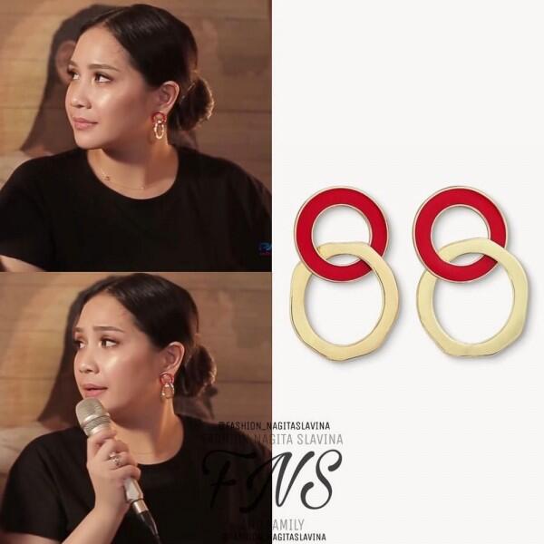 Selalu Mewah! Ini 10 Fashion Item Nagita Slavina di Bawah Rp500 Ribu