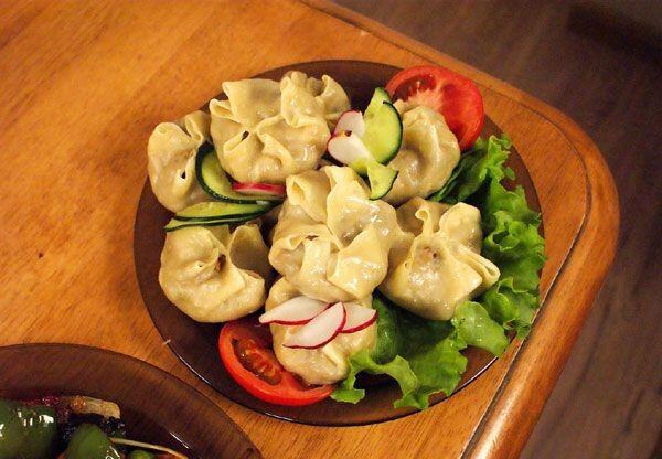 Ini 7 Makanan Tradisional Mongolia yang Bikin Nafsu Makan Bertambah
