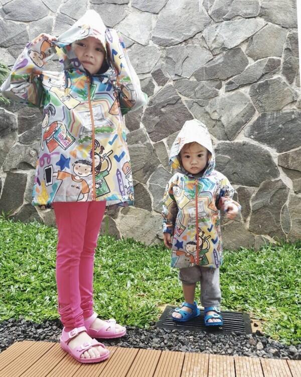 10 Potret Embun & Langit, Buah Hati Ananda Omesh yang Bikin Gemes!