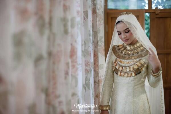 Inspirasi Pernikahan Bernuansa Timur Tengah ala Rifqa Malsyita