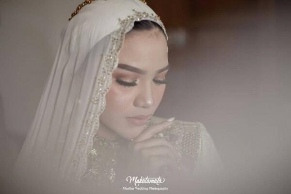 10 Momen Haru & Sakral Pernikahan Rifqa Malsyita, Adik Zaskia Mecca