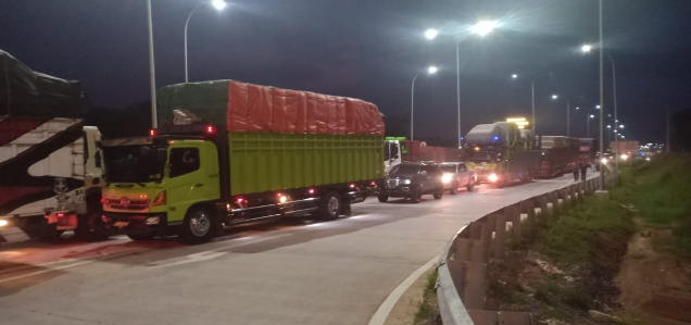 Wah, PT HK Sebut Biang Macet di Tol Karena Jalan Nasional Rusak